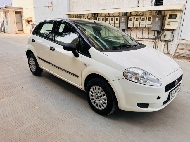 Buy Used Fiat Punto Pure  2016 in Ahmedabad | Digital Car House