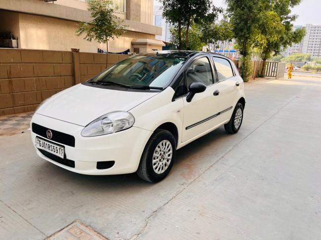 Buy Used Fiat Punto Pure  2016 in Ahmedabad | Digital Car House