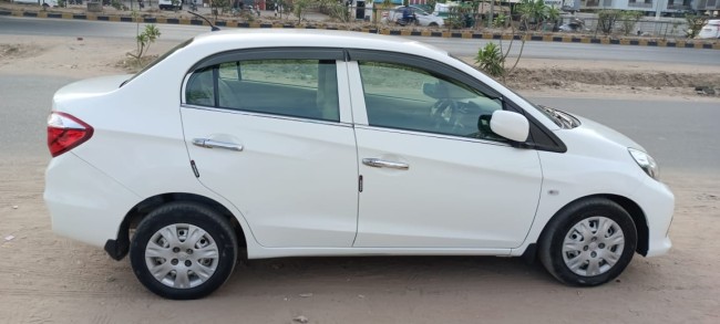 Buy Used Honda Amaze 2017 in Ahmedabad | Digital Car House