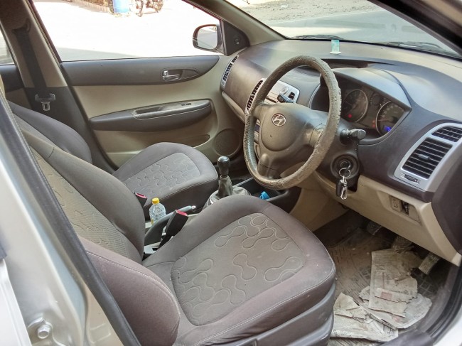 Buy Used Hyundai i20 2010 in Ahmedabad | Digital Car House