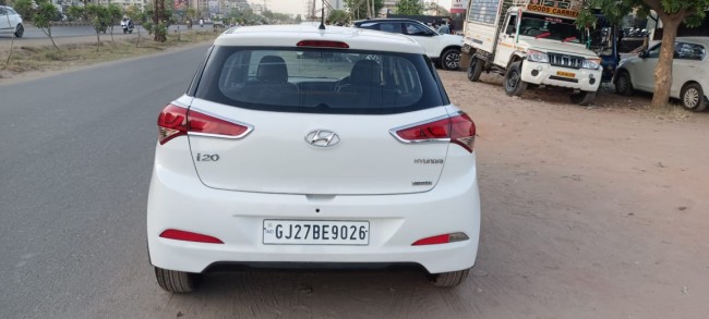 Buy Used Hyundai i20 2017 in Ahmedabad | Digital Car House