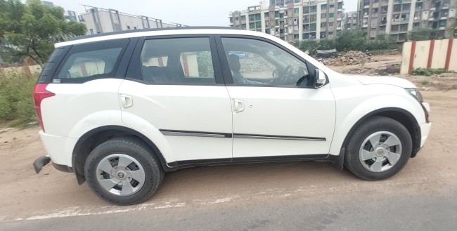 Buy Used Mahindra XUV500  2016 in Ahmedabad | Digital Car House