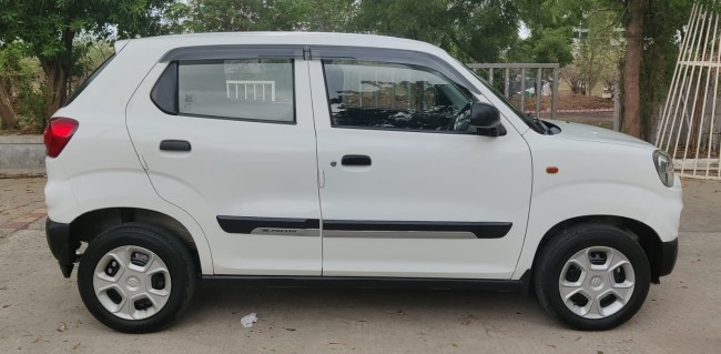 Buy Used Maruti Suzuki S-Presso 2019 in Ahmedabad | Digital Car House