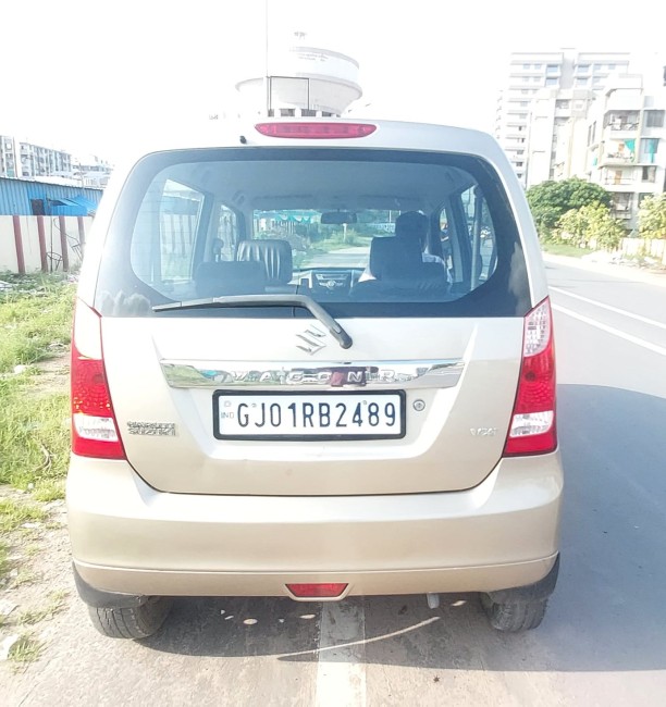 Buy Used Maruti Suzuki Wagon R 1.0  2013 in Ahmedabad | Digital Car House