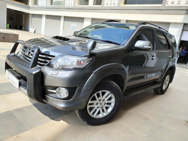 Buy Used Toyota Fortuner  2012 in Ahmedabad | Digital Car House