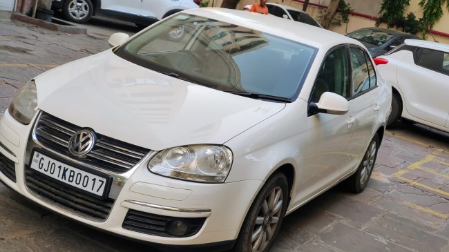 Buy Used Volkswagen Jetta 2009 in Ahmedabad | Digital Car House