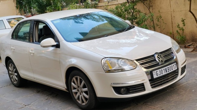 Buy Used Volkswagen Jetta 2009 in Ahmedabad | Digital Car House