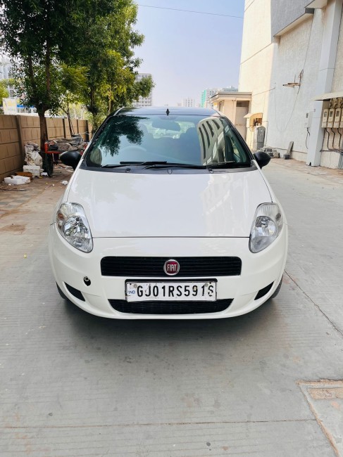 Buy Used Fiat Punto Pure  2016 in Ahmedabad | Digital Car House