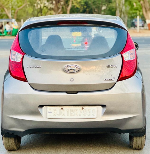 Buy Used Hyundai Eon  2013 in Gandhinagar | Digital Car House