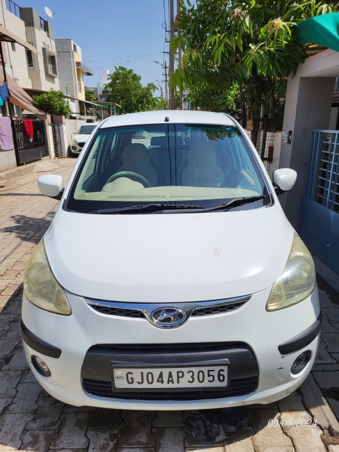 Buy Used Hyundai i10  2010 in Bhavnagar | Digital Car House