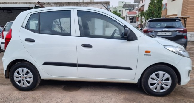 Buy Used Hyundai i10  2013 in Ahmedabad | Digital Car House