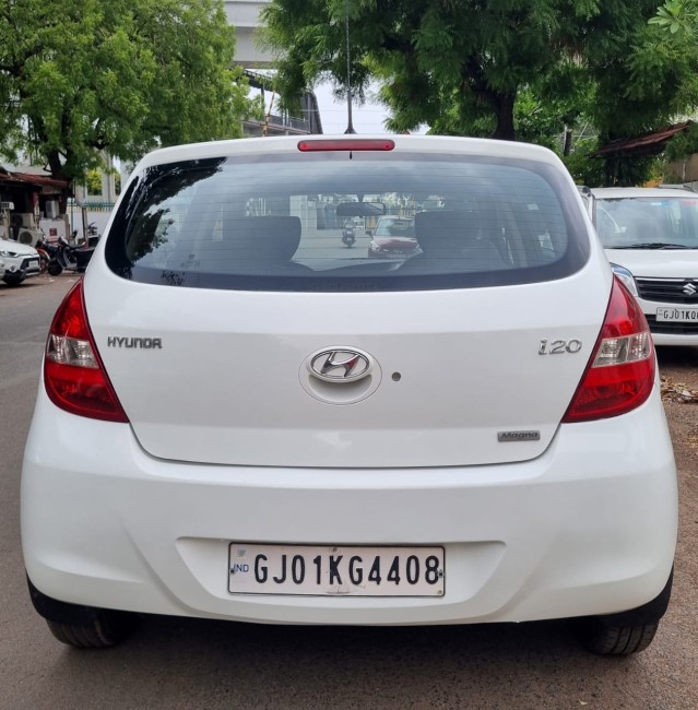 Buy Used Hyundai i20 2011 in Ahmedabad | Digital Car House