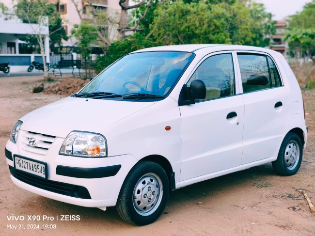 Buy Used Hyundai Santro Xing  2014 in Gandhinagar | Digital Car House