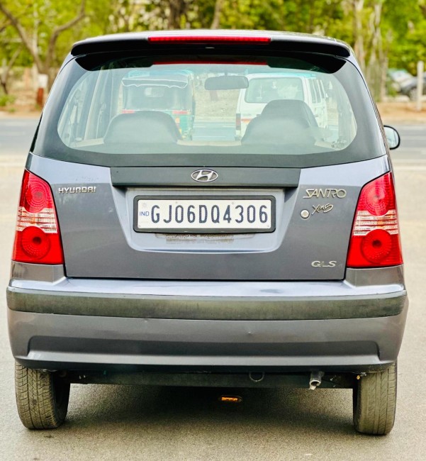 Buy Used Hyundai Santro Xing  2010 in Gandhinagar | Digital Car House