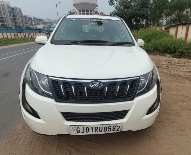 Buy Used Mahindra XUV500  2016 in Ahmedabad | Digital Car House