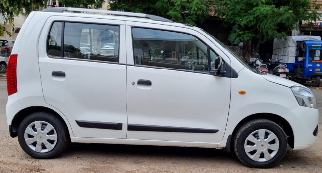 Buy Used Maruti Suzuki Wagon R 1.0  2012 in Ahmedabad | Digital Car House