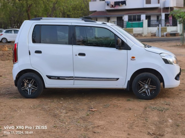 Buy Used Maruti Suzuki Wagon R 2012 in Gandhinagar | Digital Car House