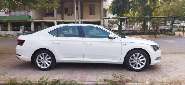 Buy Used Skoda Superb  2017 in Ahmedabad | Digital Car House