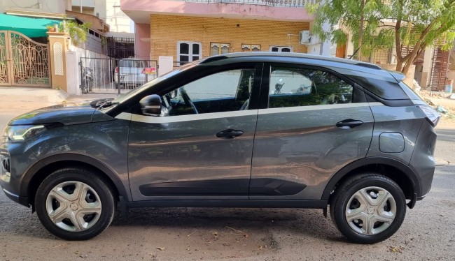 Buy Used Tata Nexon 2021 in Gandhinagar | Digital Car House