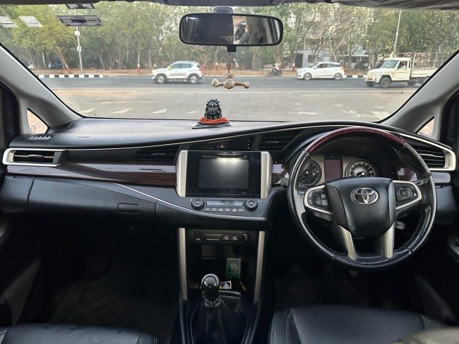 Buy Used Toyota Innova Crysta 2016 in Gandhinagar | Digital Car House